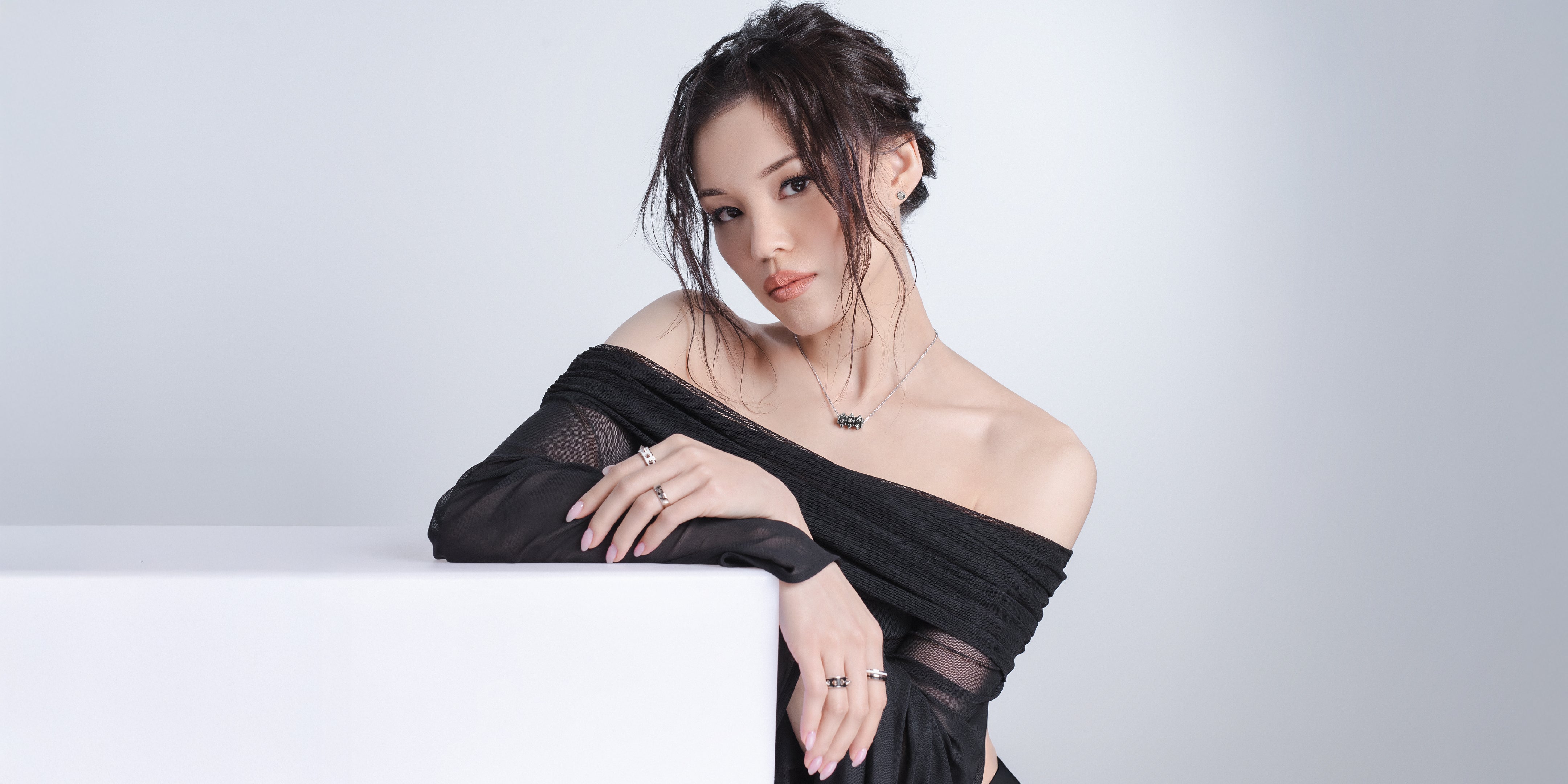 Xander Jane White Gold Jewellery Collection